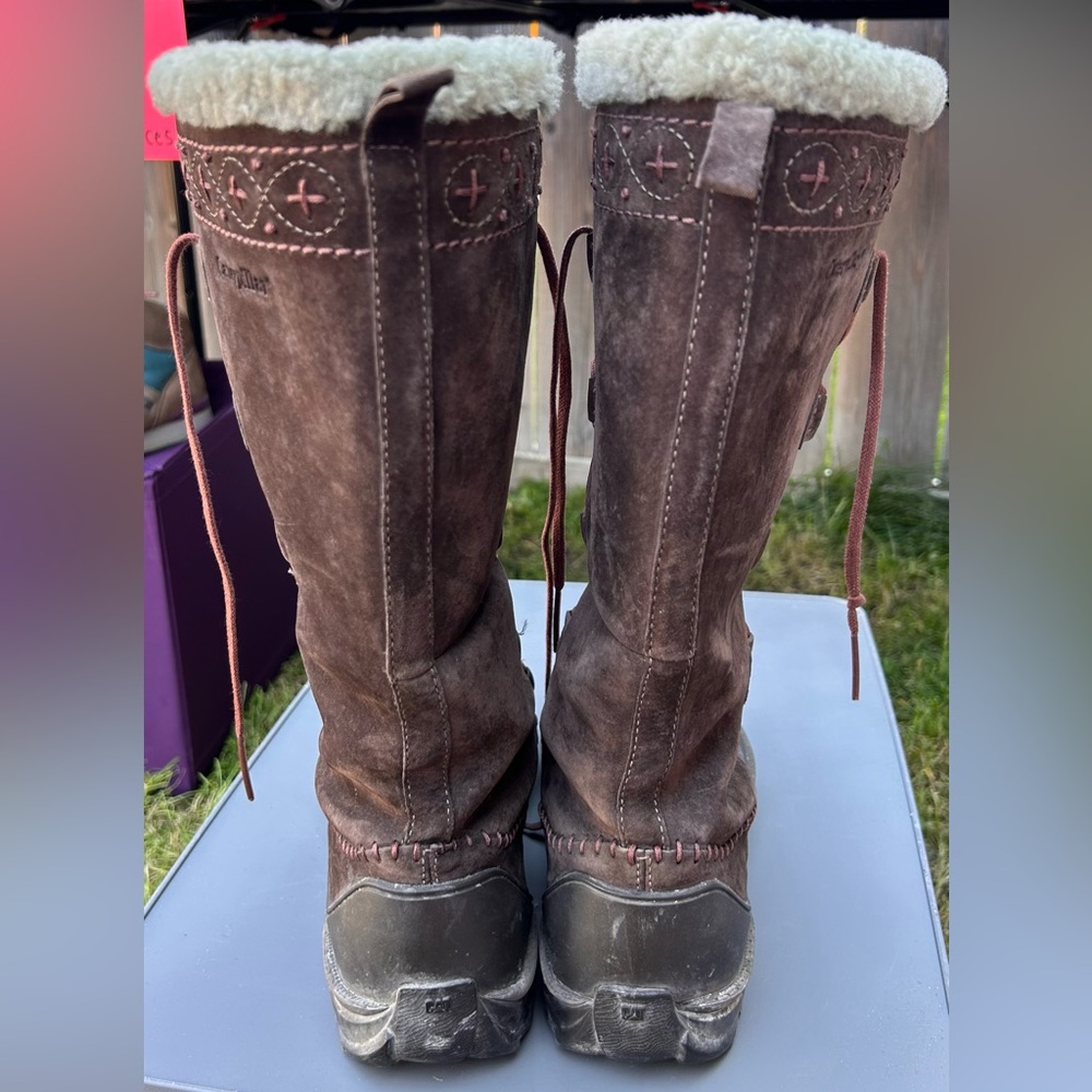 Cozy Lace-up Winter boots - Picture 3 of 10